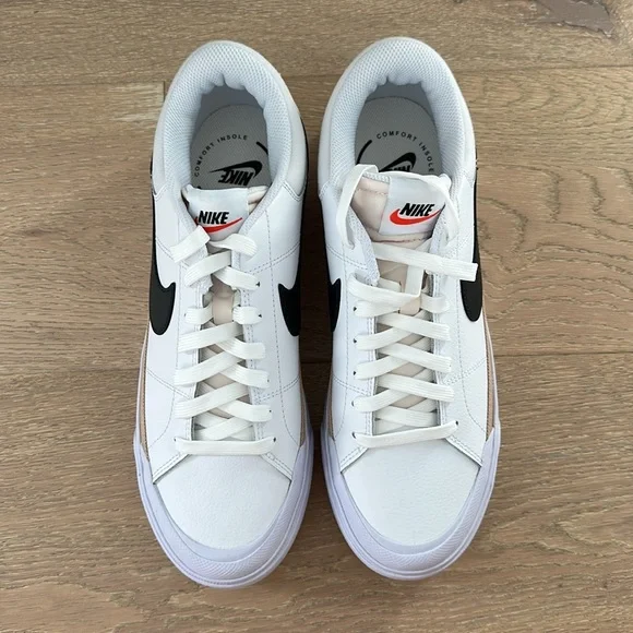 Nike Court Legacy Lift Women’s Sneakers